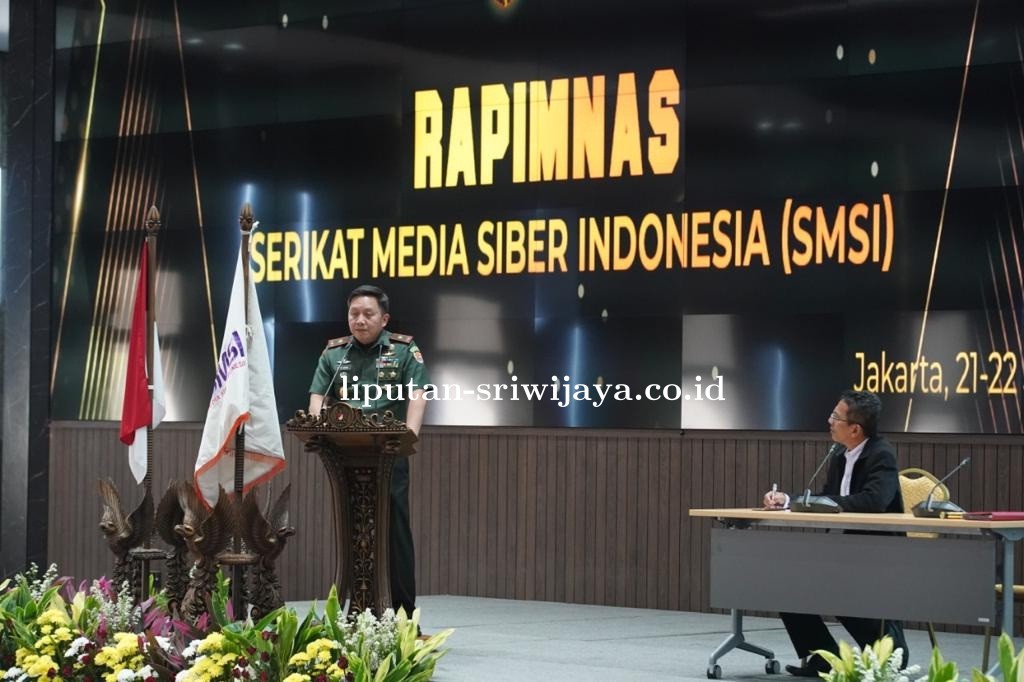Brigjen TNI Iroth Beri Bimbingan Teknis Pada  Rapim Media Siber Indonesia